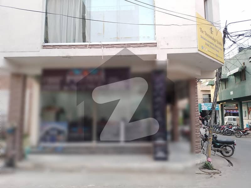 Ready To sale A Corner Building 3 Marla In Punjab Coop Housing - Block C Lahore