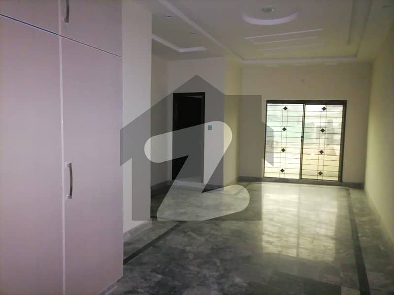 5 Marla Building Situated In Allama Iqbal Main Boulevard For sale