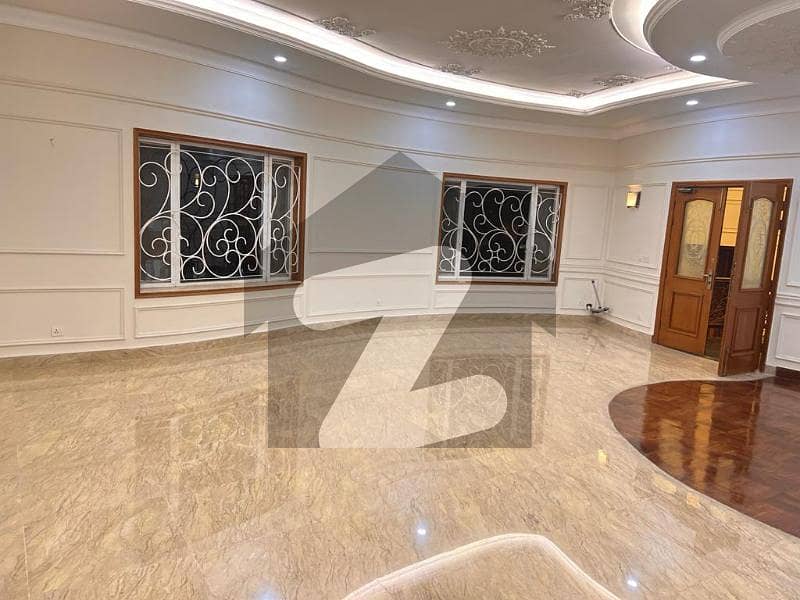 2 Kanal Independent upper portion Available For Rent in Model Town Beautiful Location Brand New House