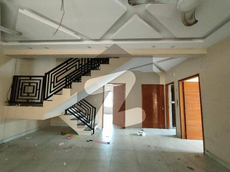 10-Marla 04-Bedroom's House Available For Rent in Imperial Block Paragon Lahore.