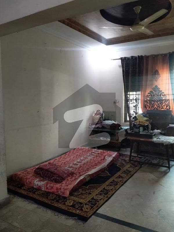 Get An Attractive Upper Portion In Lahore Under Rs. 35,000