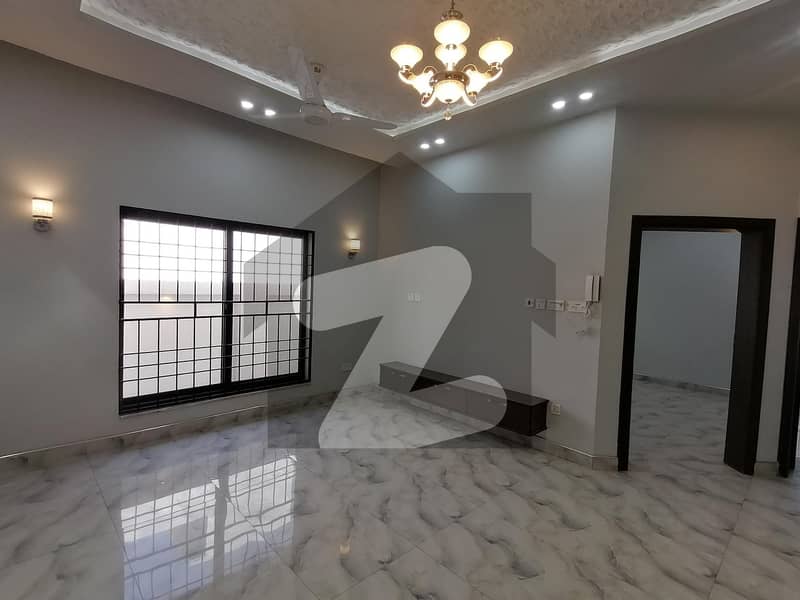Ideal House In Citi Housing Society - Block B Available For