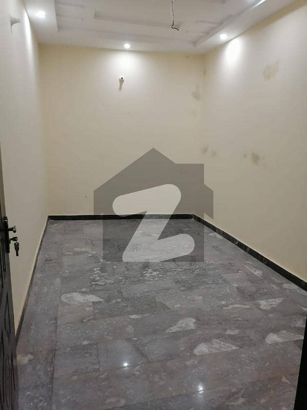 عامر ٹاؤن ہربنس پورہ لاہور میں 2 کمروں کا 2 مرلہ مکان 43 لاکھ میں برائے فروخت۔