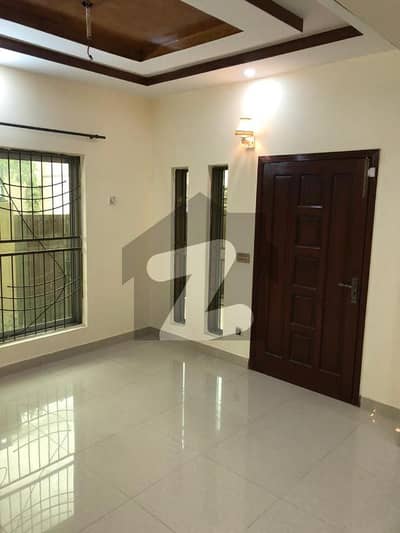 8 Marla Upper Portion For Rent Usman Block Bahria Town Lahor Bahria ...