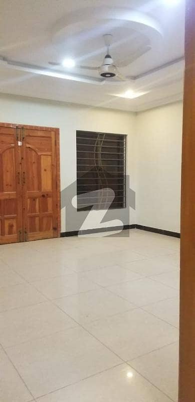 10 Marla Used House For Sale In F-2 Block Bahria Town Phase 8 Rawalpindi