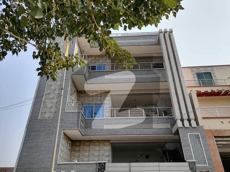 8.5 Marla House For sale In Rs. 40,000,000 Only