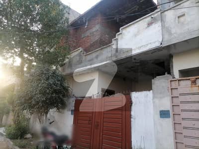 منیر گارڈن لاہور میں 2 کمروں کا 5 مرلہ مکان 87 لاکھ میں برائے فروخت۔