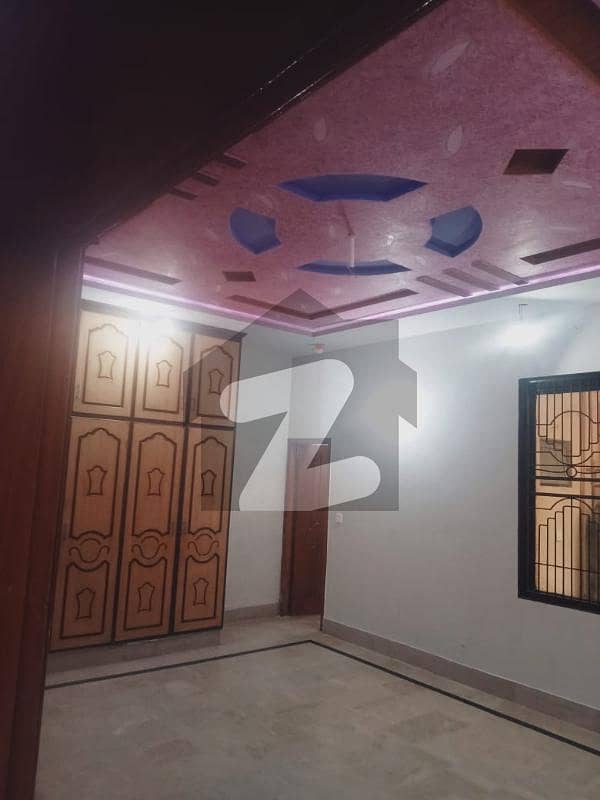 A 2250 Square Feet Lower Portion Has Landed On Market In Marghzar Officers Colony - Block P Of Lahore
