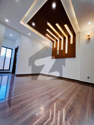 Brand New Triple Storey Luxury House Available For Sale