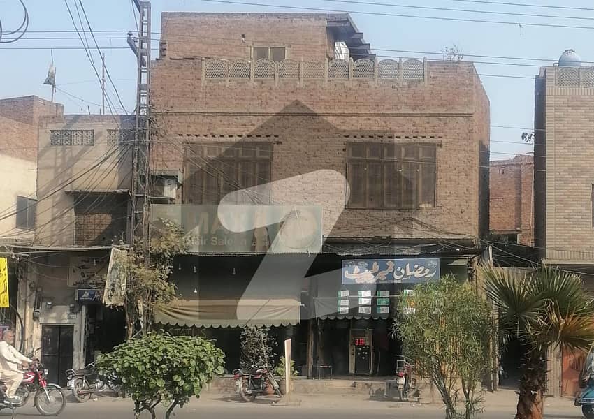 ڈائیوو روڈ فیصل آباد میں 3 مرلہ عمارت 5.29 کروڑ میں برائے فروخت۔