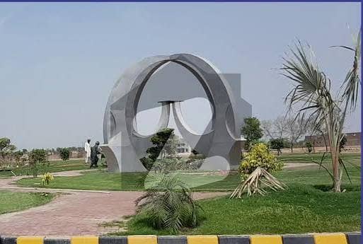 سینٹرل پارک ہاؤسنگ سکیم لاہور میں 5 مرلہ رہائشی پلاٹ 50.0 لاکھ میں برائے فروخت۔