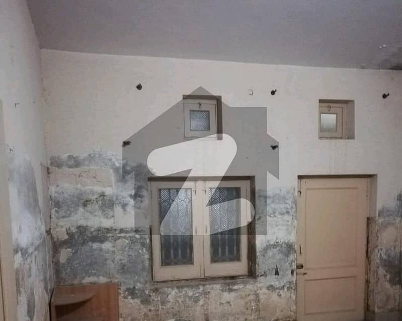 2.5 Marla House available for sale in Mannan Town, Mannan Town