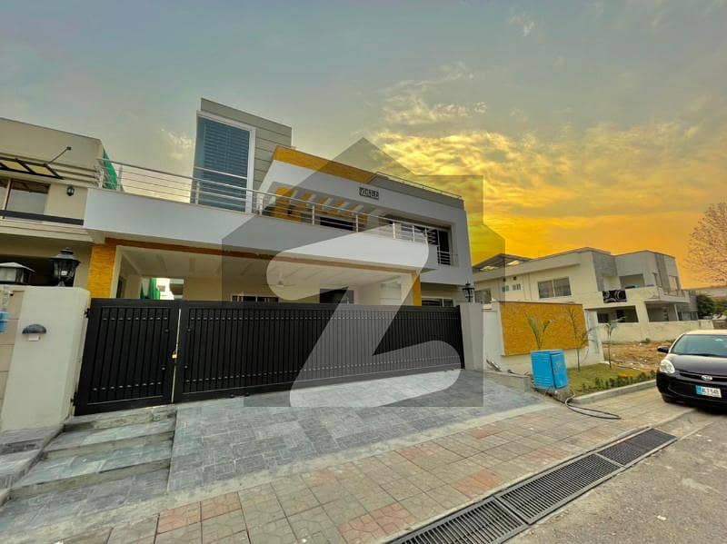 Ultra House On Investor Aprice Near Giga Mall For Sale