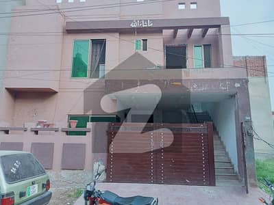 ( For Rent ) Upper Portion Ideal Location Canal Road Eden Valley Society Boundary Wall Faisalabad
