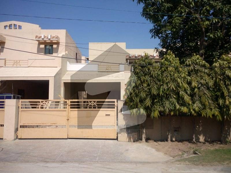 ایڈن ایونیو ایکسٹینشن لاہور میں 4 کمروں کا 12 مرلہ مکان 3.6 کروڑ میں برائے فروخت۔