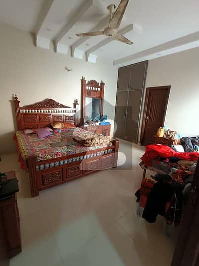 9 Marla Upper Portion For Rent In Bahadarpur Nab Street