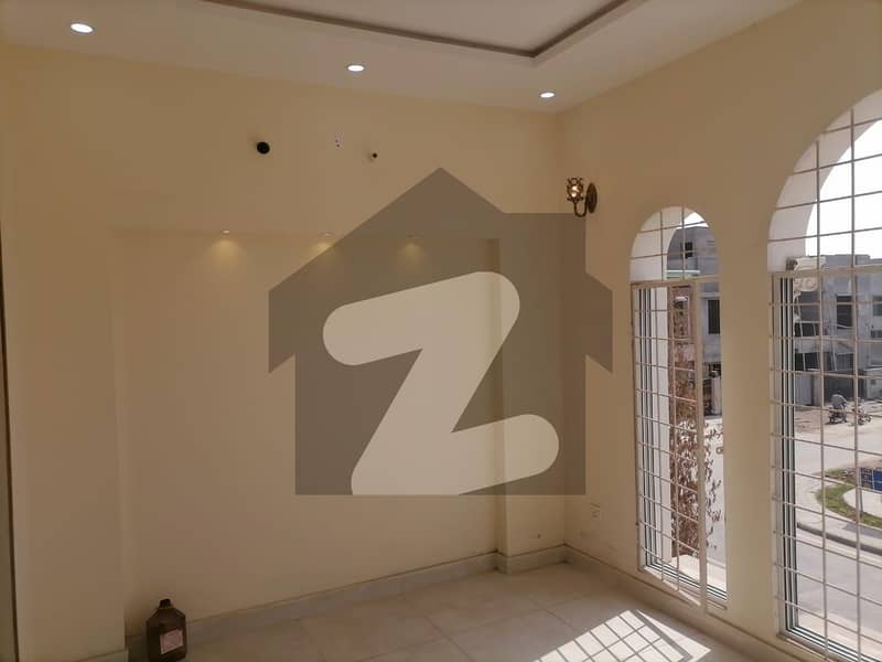 Investors Should rent This House Located Ideally In Grand Avenues Housing Scheme