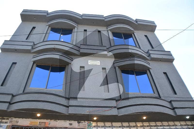 نیو سٹی ہومز پشاور میں 10 کمروں کا 7 مرلہ مکان 2.3 کروڑ میں برائے فروخت۔