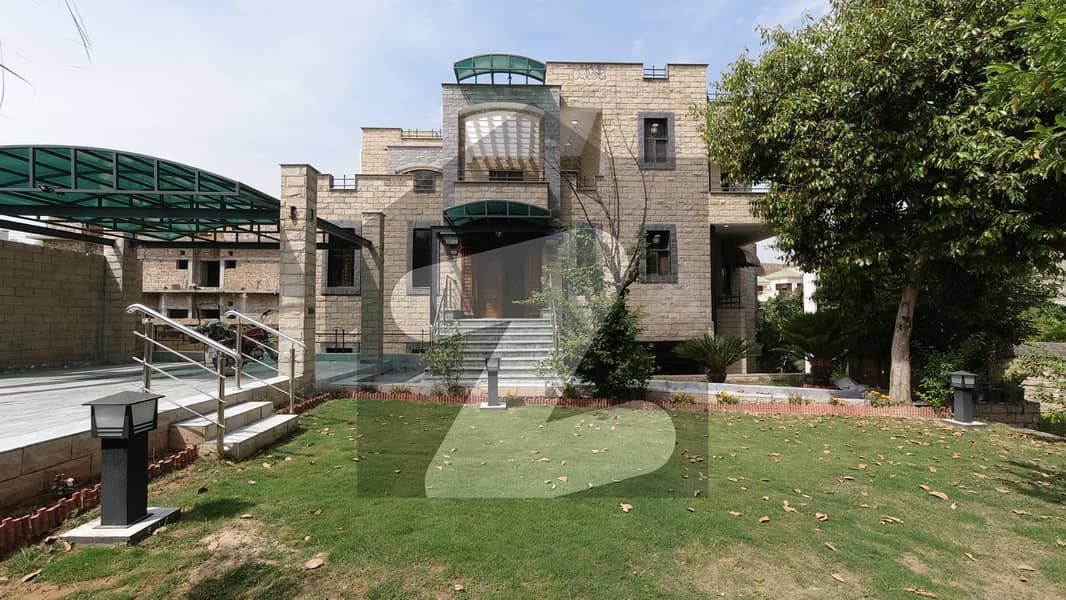 Corner 2 Kanal House For sale Available In Naval Anchorage Naval