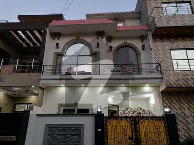 وائٹل ہومز ای ای وائٹل ہومز ہاؤسنگ سکیم لاہور میں 3 کمروں کا 4 مرلہ مکان 1 کروڑ میں برائے فروخت۔
