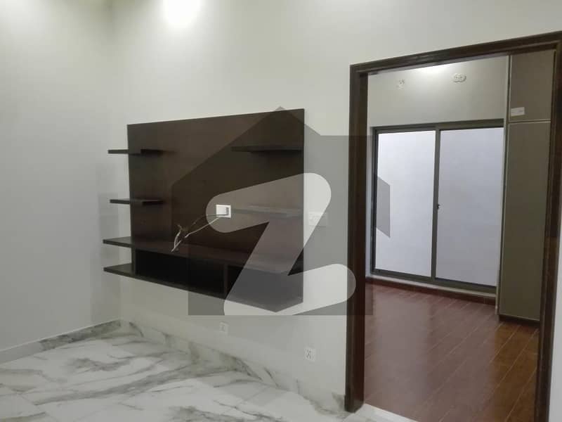 1 Kanal Lower Portion In Lahore Is Available For rent