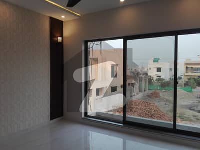 Idyllic Lower Portion Available In Wapda Town Phase 1 - Block H4 For rent