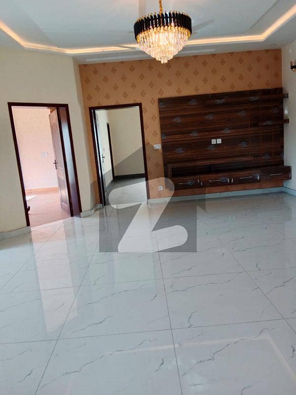 10 Marla Excellent Good New Condition Upper Portion For Rent In Awais Qarni Block Bahria Town Lahore