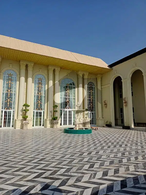 10 Kanal Brand New Royal Palace House Available For Sale In Gulberg Green Islamabad
