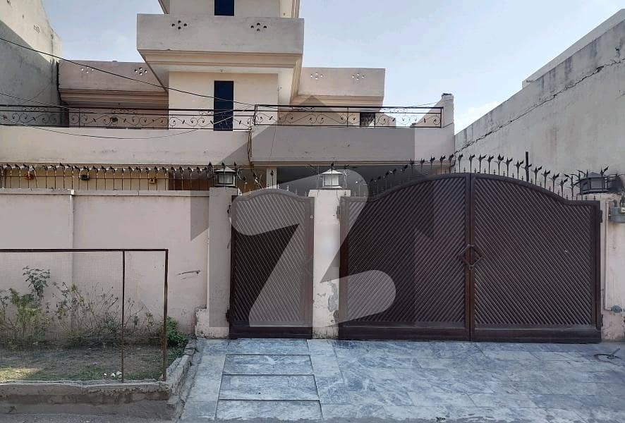مرغزار آفیسرز کالونی لاہور میں 5 کمروں کا 18 مرلہ مکان 3.55 کروڑ میں برائے فروخت۔