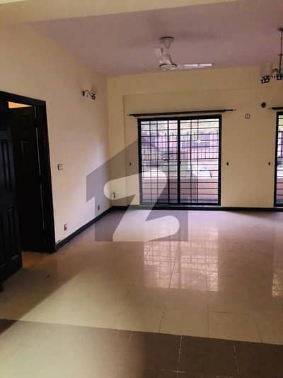 Ground Floor 3 Bed 10 Marla Flat For Rent In Askari 14
