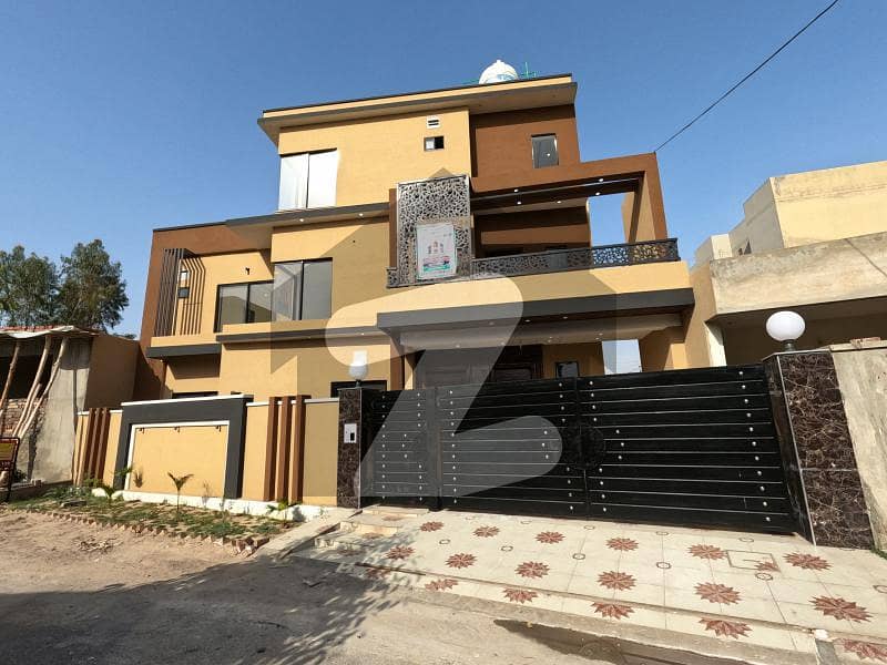 10 Marla Double Story House In Wapda Town Phase 2 - Block Q1
