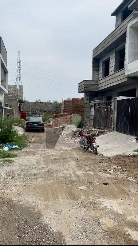 Plot urgent for sale Plot urgent for sale