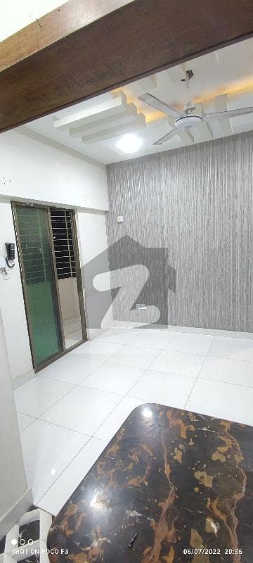2 Bedroom Drawing And Dinning Flat Available For Rent on University Road