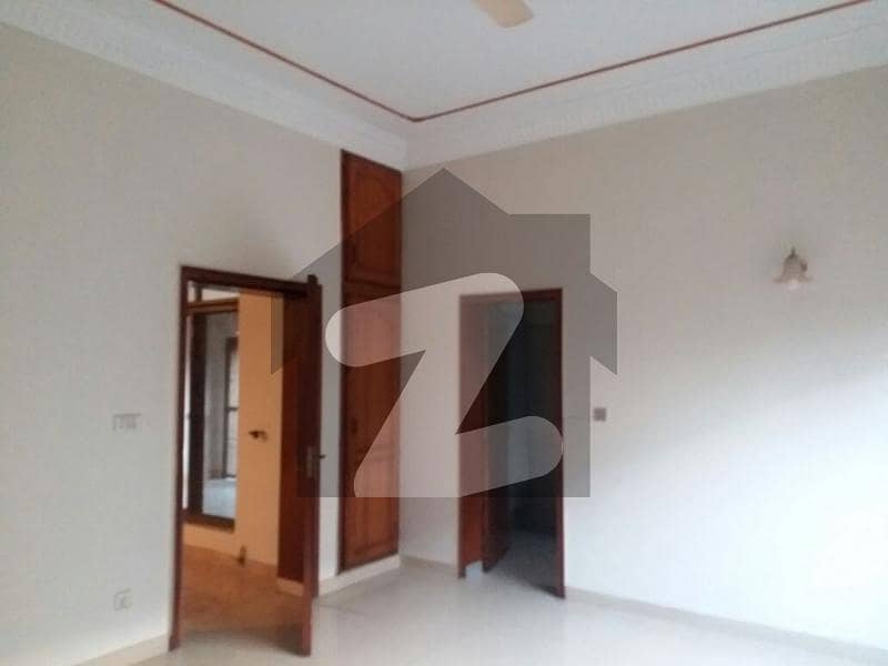 30 MARLA HOUSE FOR RENT IN LAHORE 30 MARLA HOUSE FOR RENT IN LAHORE
