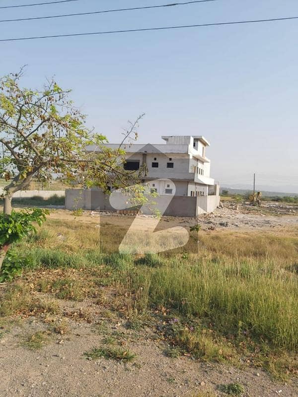 Plot for sale in PECHS Islamabad near Topcity Mumtaz city PECHS Block
