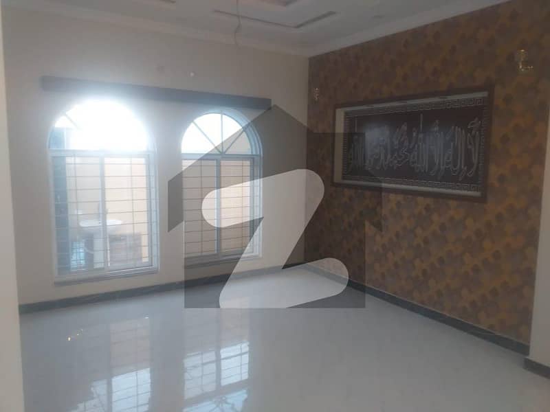 5 MARLA BRAND NEW LOWER PORTION AVAILABLE FOR RENT IN DREAM GARDEN PHASE 2 LAHORE