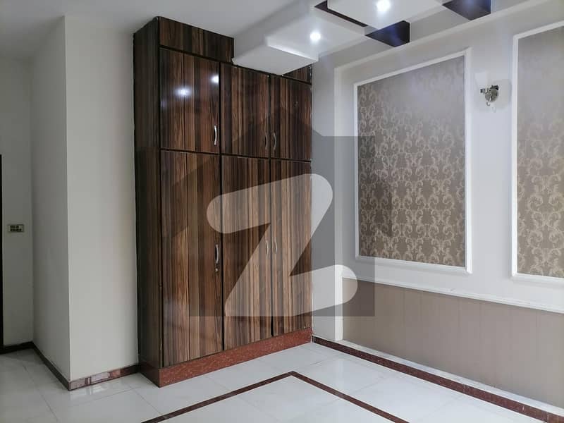 پارک ویو سٹی - ٹیولپ بلاک پارک ویو سٹی لاہور میں 3 کمروں کا 5 مرلہ مکان 60 ہزار میں کرایہ پر دستیاب ہے۔