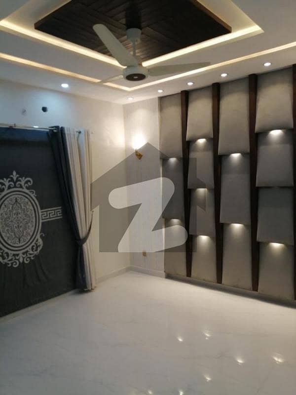 8 marla luxury house for rent bahria town Lahore