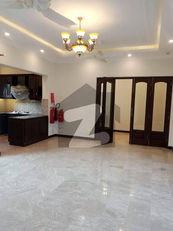 Prime Location 1 Kanal House Available For Rent In DHA Phase 8 Broadway Commercial