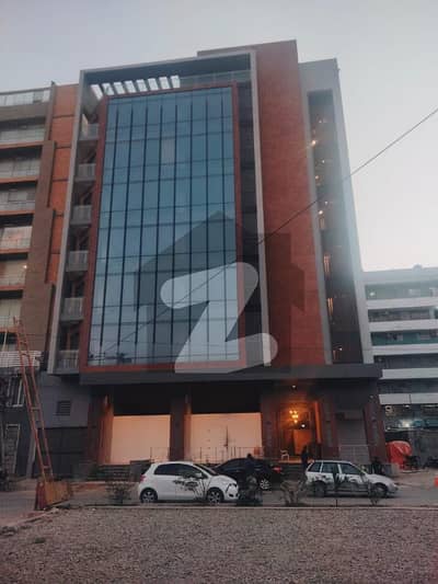 کلفٹن ۔ بلاک 4 کلفٹن,کراچی میں 1 کنال دفتر 21.0 کروڑ میں برائے فروخت۔