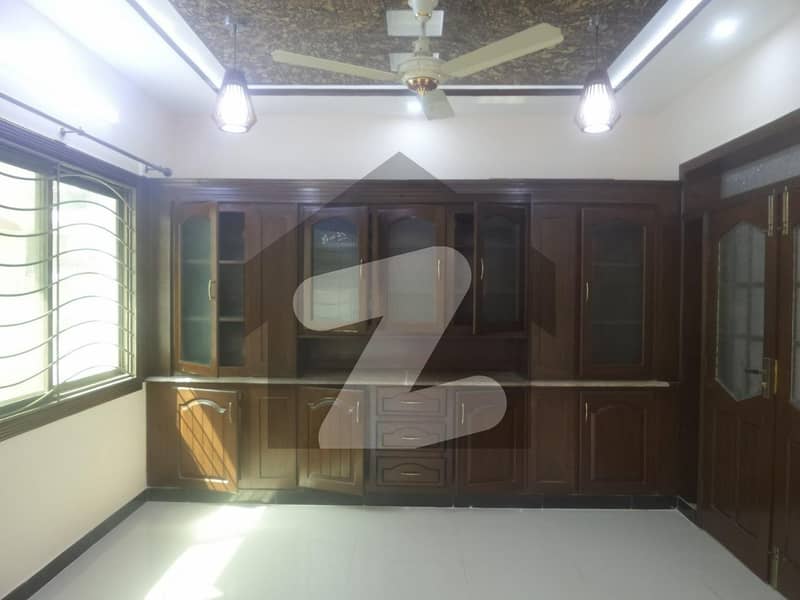 Ideal 2800 Square Feet House has landed on market in I-8/3, Islamabad