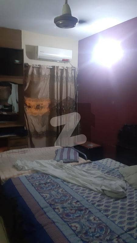 نارتھ ناظم آباد ۔ بلاک بی نارتھ ناظم آباد,کراچی میں 3 کمروں کا 6 مرلہ فلیٹ 1.0 کروڑ میں برائے فروخت۔