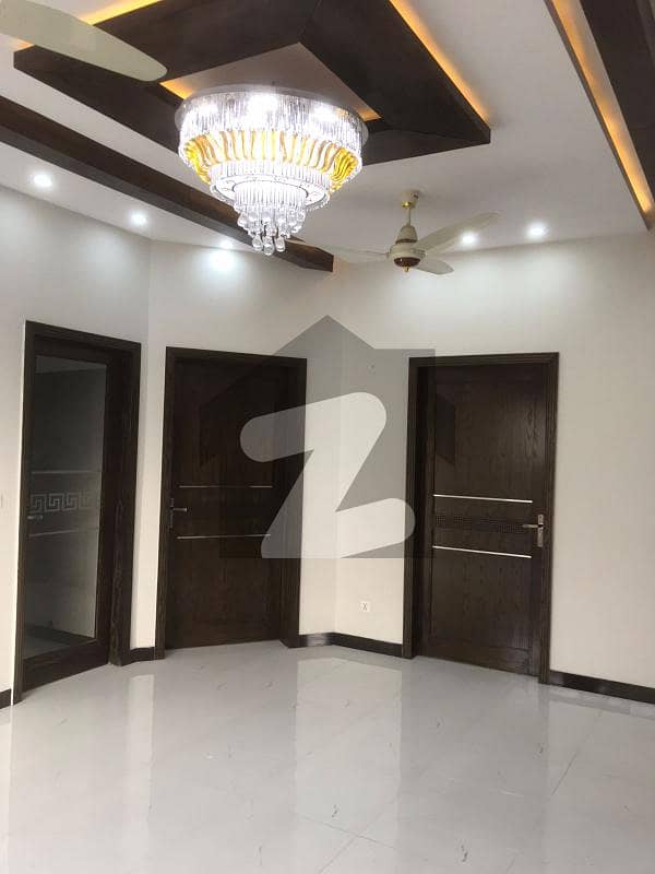 Double Unite 10 Marla House Available For Sale In Banker Avenue Block E