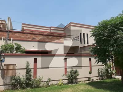 14 Marla House Of Paf Falcon Complex Near Kalma Chowk And Gulberg 3 Lahore Available For Rent