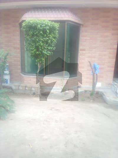 آرکیٹیکٹس انجنیئرز سوسائٹی ۔ بلاک کے آرکیٹیکٹس انجنیئرز ہاؤسنگ سوسائٹی لاہور میں 3 کمروں کا 1 کنال زیریں پورشن 85 ہزار میں کرایہ پر دستیاب ہے۔