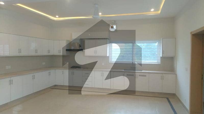 Brand New Upper Portion 10 Marla Size For Rent In D-12/1