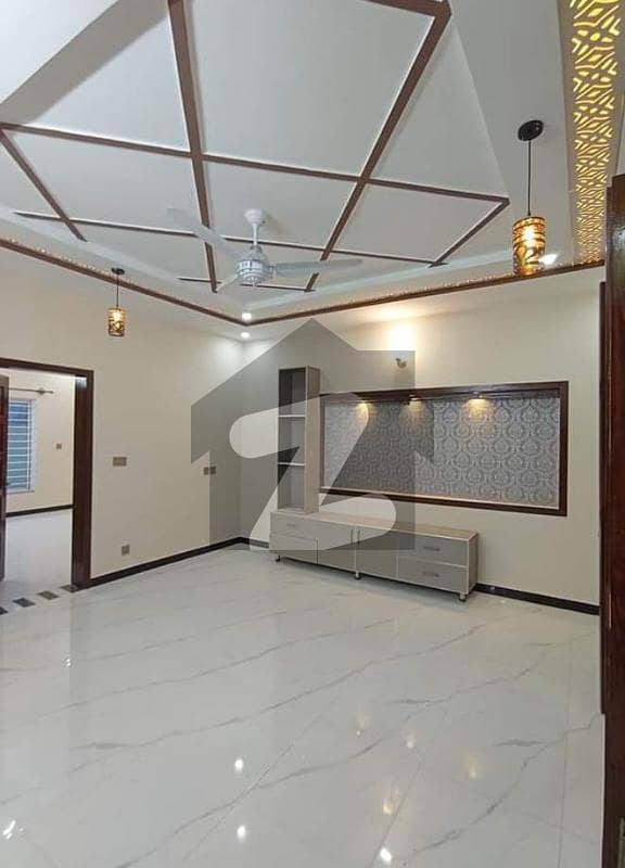 30x60 GROUND PORTION AVAILABLE FOR RENT IN G-13 ISLAMABAD