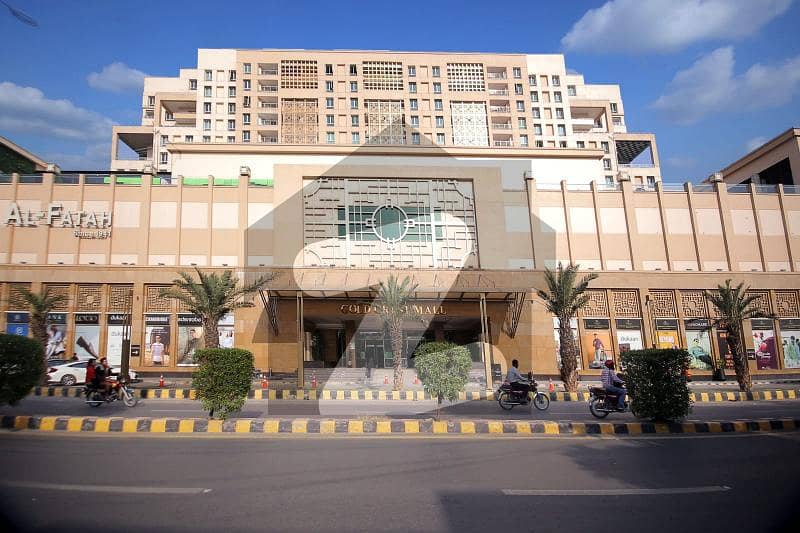 879 SQFT FULLY FURNISHED APARTMENT GOLD CREST MALL FOR RENT IN DHA PHASE 4 DD