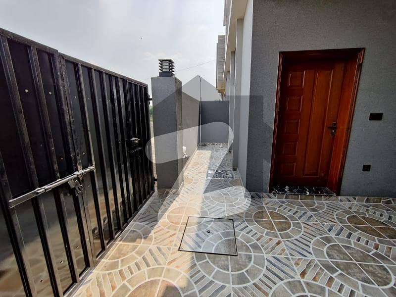 5 marla prime location house everything in walking distance for sale in lahore villas .