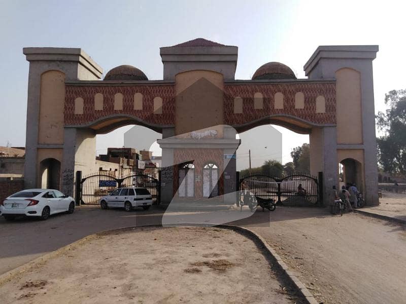 PRIME LOCATED 10 MARLA PLOT IN PHASE 1 FATIMA JINNAH TOWN